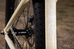 Fairdale Hareraiser FX 26" (Classic White in S/M)